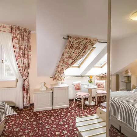 Grande Madonna Hotel 4*