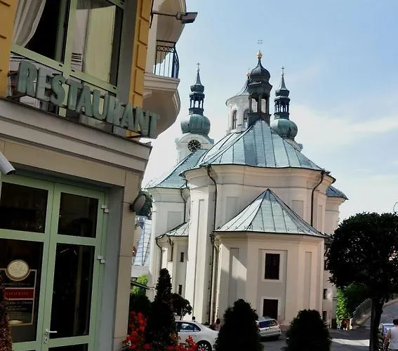 Grande Madonna Hotel
